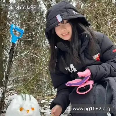 孔铃媚
